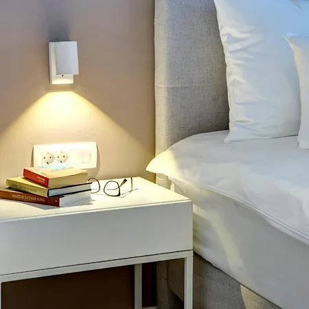 Four Blue Seasons - Luxury Apartamento *